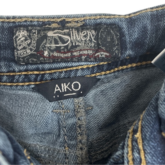 (Size M) Silver Super Stretch Denim Jeans Akio Mid Flare - Picture 4 of 7
